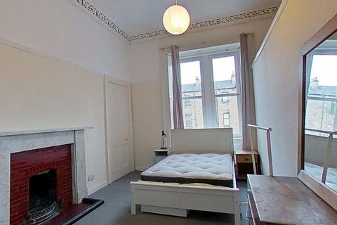 undefined, Hillhead Street, Hillhead, Glasgow, G12