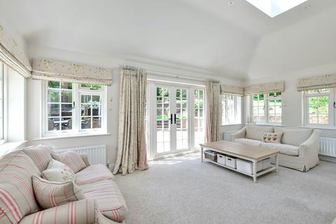 undefined, Common Lane, Kings Langley, WD4