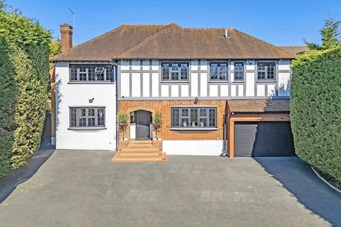 undefined, Courtland Drive, Chigwell, IG7