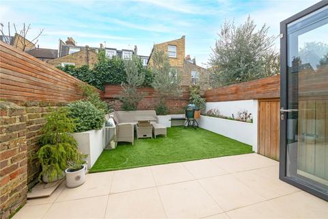 4 bedroom terraced house for sale, Salcott Road, London, SW11