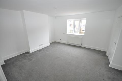 3 bedroom semi-detached house for sale, Shildon Grove, Moorends, Doncaster