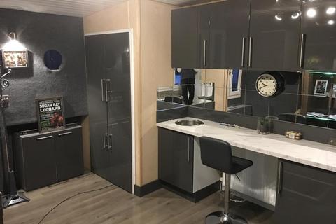 4 bedroom house for sale, The Pit Stop, Skeldergate, York  YO1 6DQ