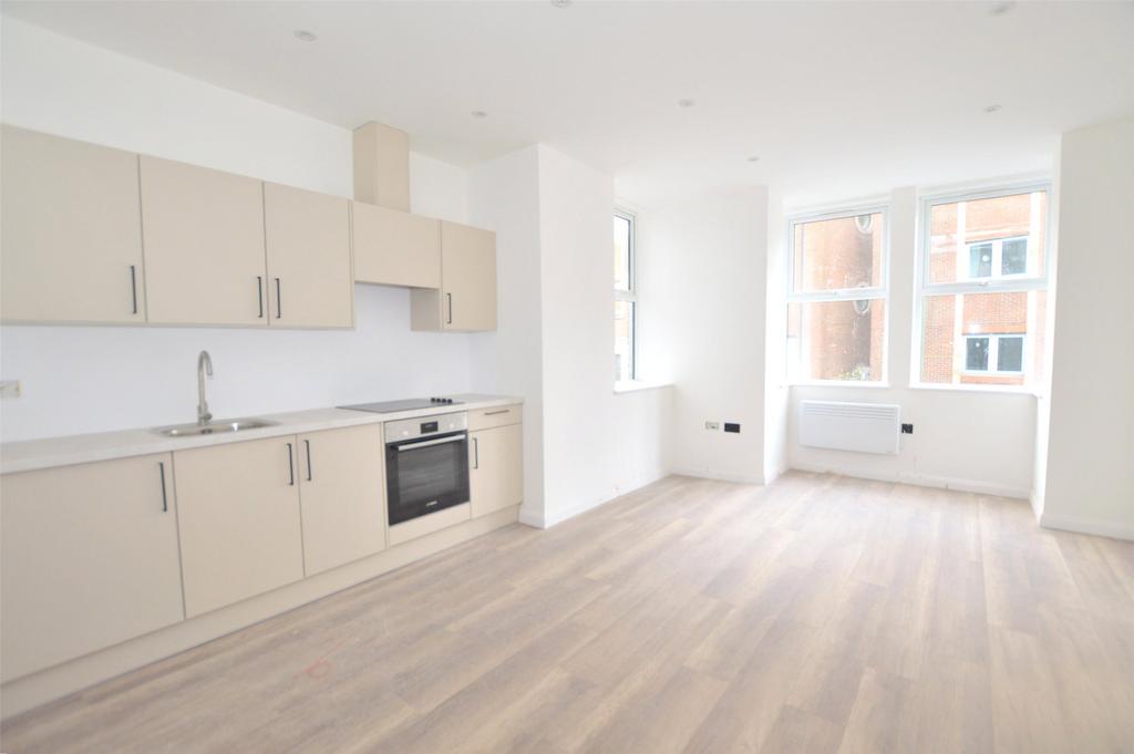 Kitchen /Lounge