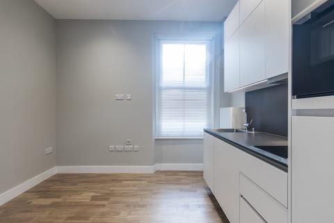 undefined, Flat 2 33 Croxley Road