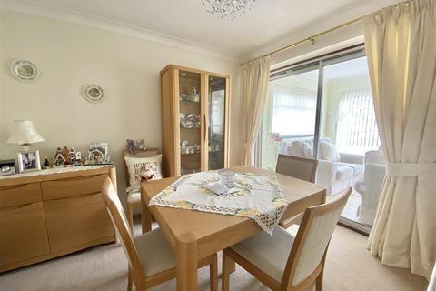4 bedroom detached house for sale, 42 Belvidere Road, Shrewsbury, SY2 5LU