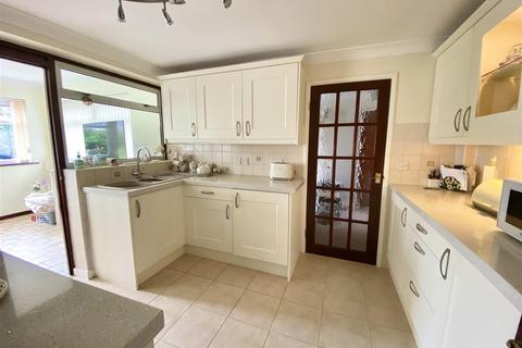 4 bedroom detached house for sale, 42 Belvidere Road, Shrewsbury, SY2 5LU