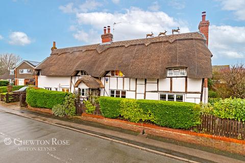 4 bedroom cottage for sale, Melville Farm, Shenley Road, Bletchley