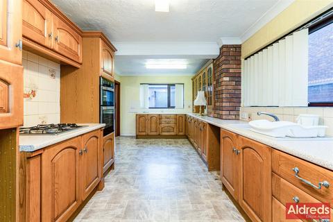 undefined, Grand Avenue, Pakefield, Lowestoft, Suffolk,