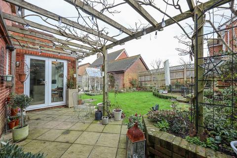 undefined, Howard Avenue, Burgess Hill, RH15