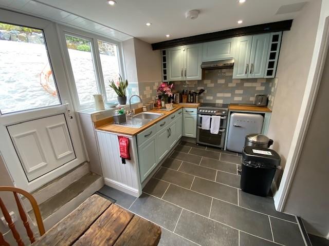 Rear Kitchen/Breakfast Room