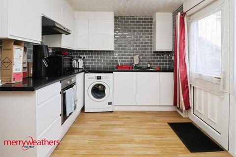 undefined, Thompson Close, Rawmarsh, Rotherham. S62 7LY
