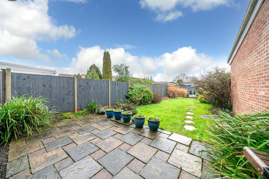14-Elstree-Road-.jpg