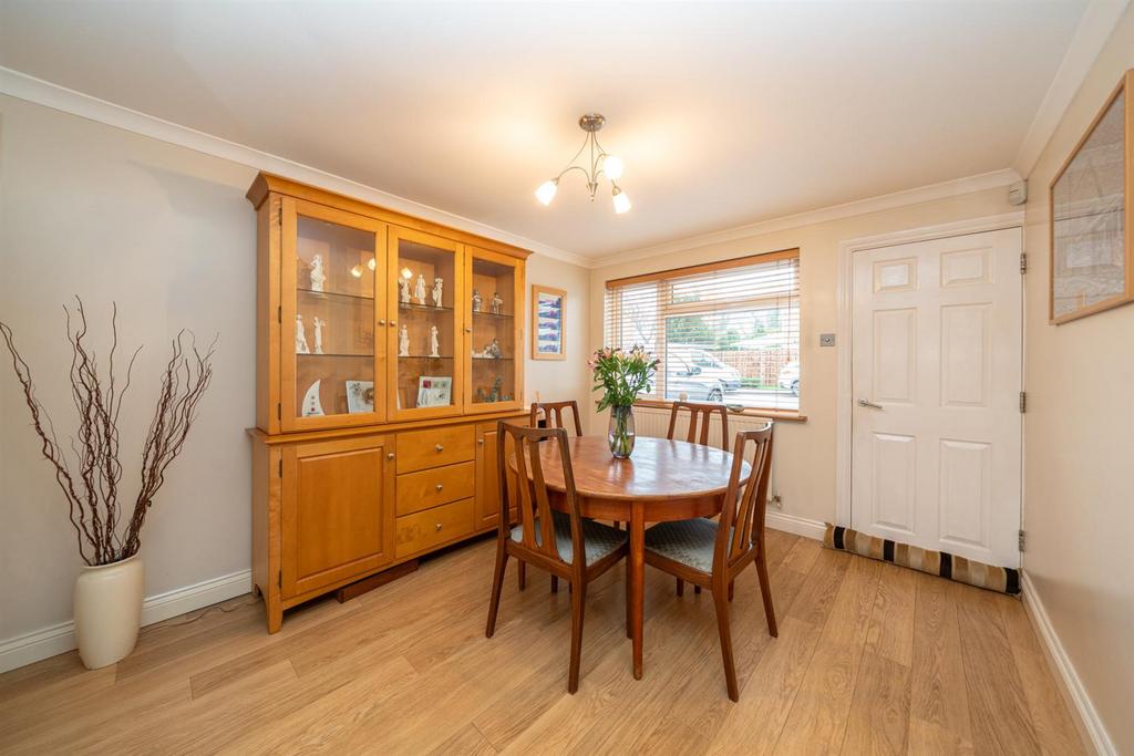 14-Elstree-Road-8771.jpg