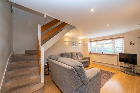 3 bedroom terraced house for sale, Elstree Road, Hemel Hempstead, Hertfordshire, HP2 7NE