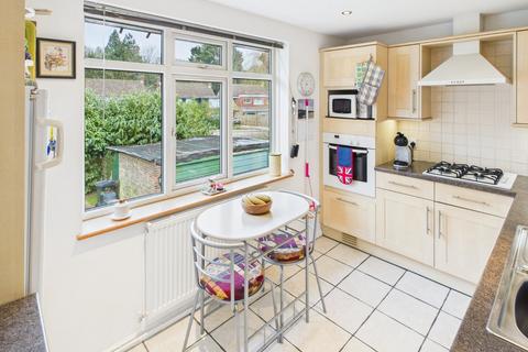 2 bedroom apartment for sale, Hither Meadow, Chalfont St. Peter, Gerrards Cross, Buckinghamshire, SL9