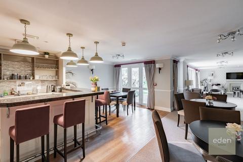 1 bedroom retirement property for sale, King Street, Kings Lodge, ME14
