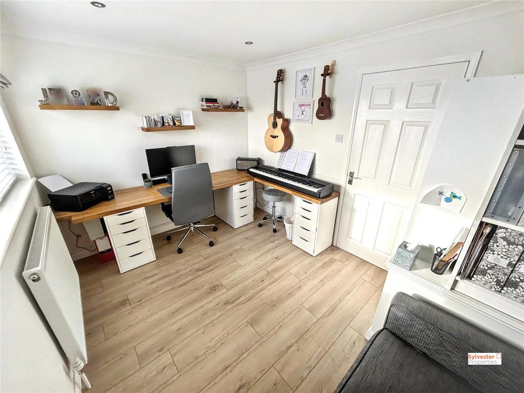 Picture No. 83