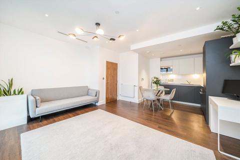 1 bedroom flat for sale, Salvor Tower, London E14
