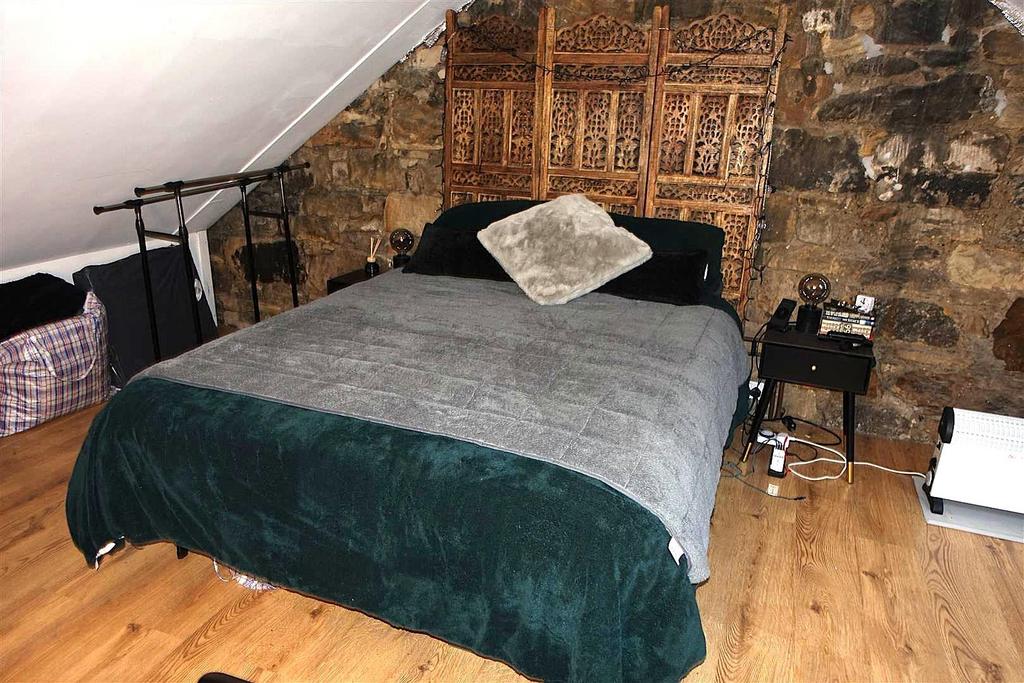 ATTIC SPACE.jpg
