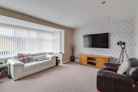 3 bedroom detached house for sale, Camdale View, Ridgeway, Sheffield, S12
