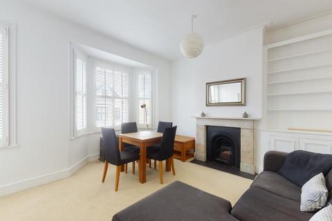 2 bedroom flat for sale, The Vineyard, TW10