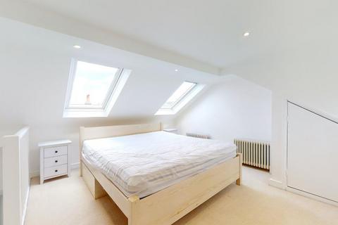 2 bedroom flat for sale, The Vineyard, TW10