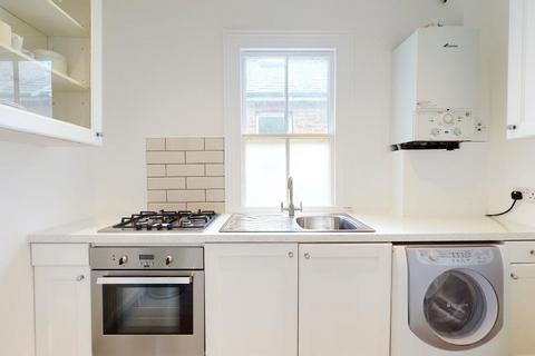 2 bedroom flat for sale, The Vineyard, TW10