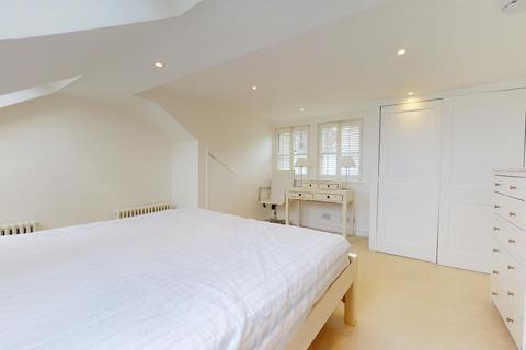 2 bedroom flat for sale, The Vineyard, TW10