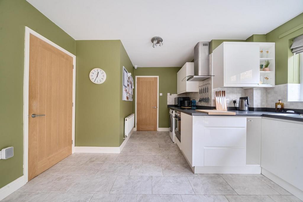 Kitchen corner.jpg