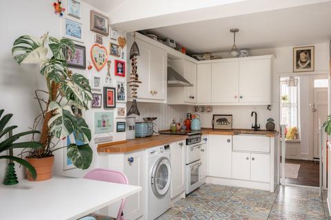 3 bedroom terraced house for sale, New Street, Cheddington, Buckinghamshire LU7