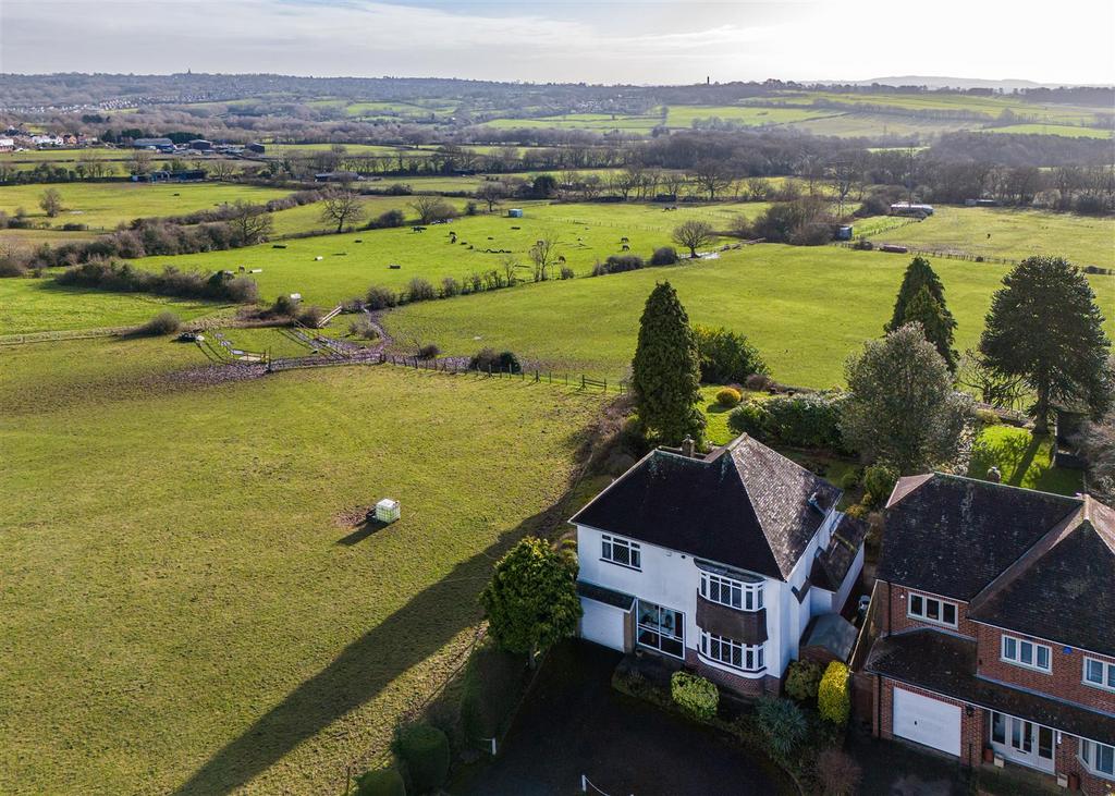 1 Foxlands Avenue-drone-03.jpg