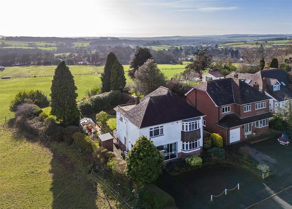 1 Foxlands Avenue-drone-04.jpg