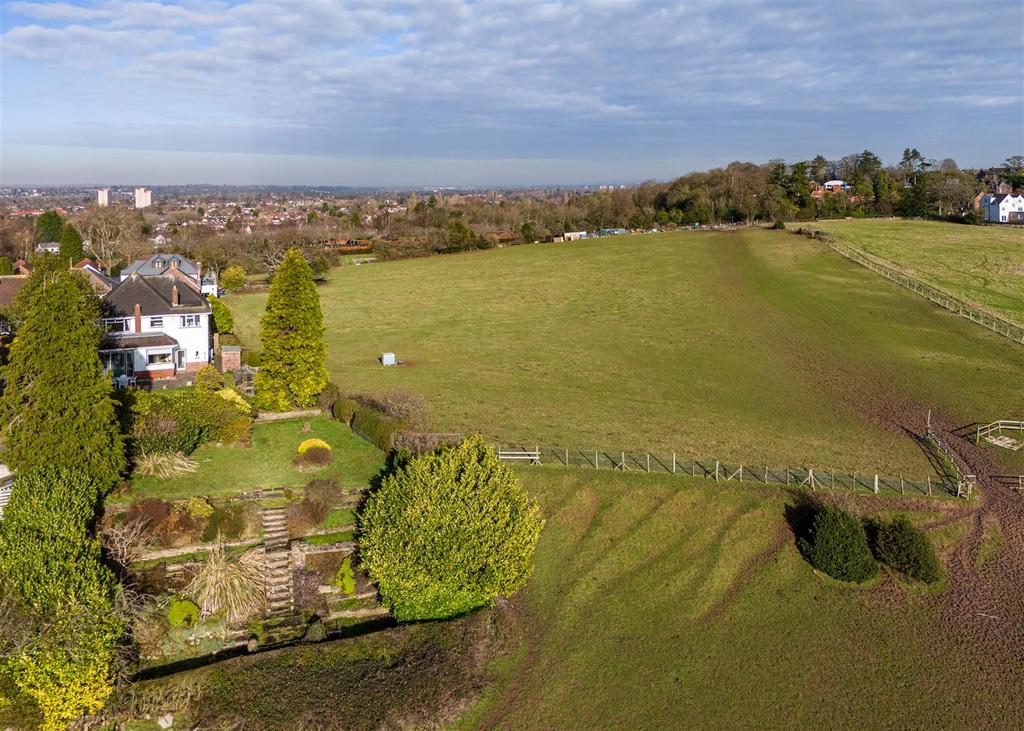 1 Foxlands Avenue-drone-07.jpg