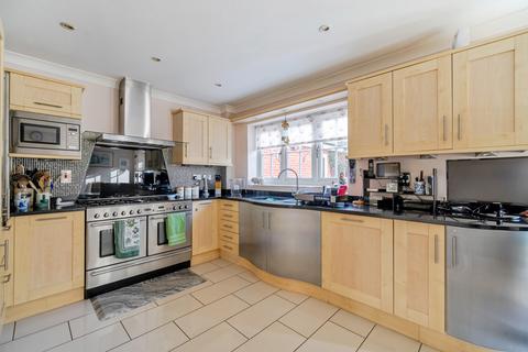 undefined, Grenadier Close, Shinfield, Reading