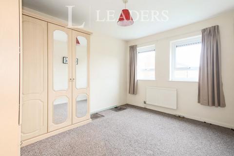 2 bedroom flat to rent, Drayton Crescent, CW1