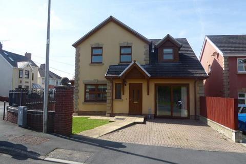 undefined, Maes Abaty, Whitland