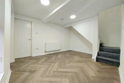 undefined, Bond Street, Aberdare, CF44