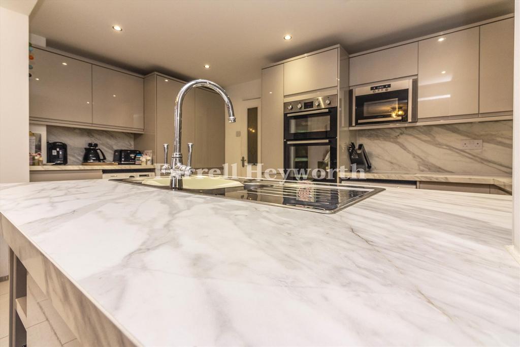 Kitchen c