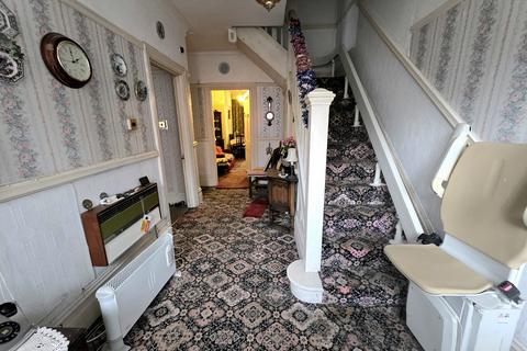 4 bedroom semi-detached house for sale, Knoll Avenue, Uplands, Swansea, City And County of Swansea.