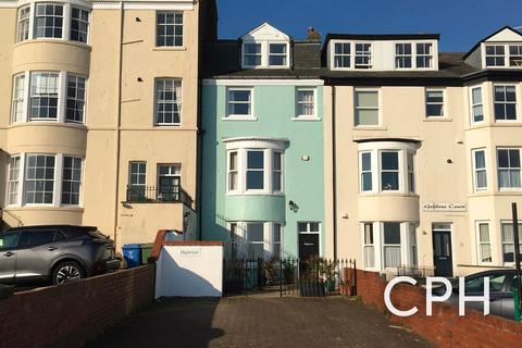 6 bedroom character property for sale, 87 Queens Parade, Scarborough, YO12