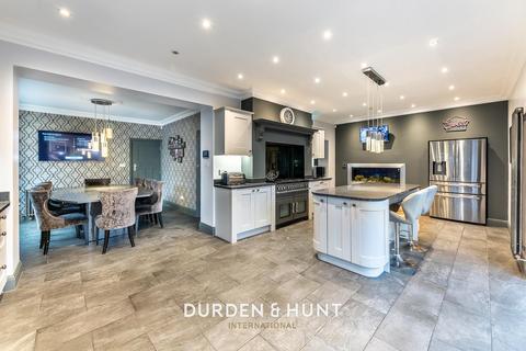 undefined, Edward Close, Gidea Park, RM2