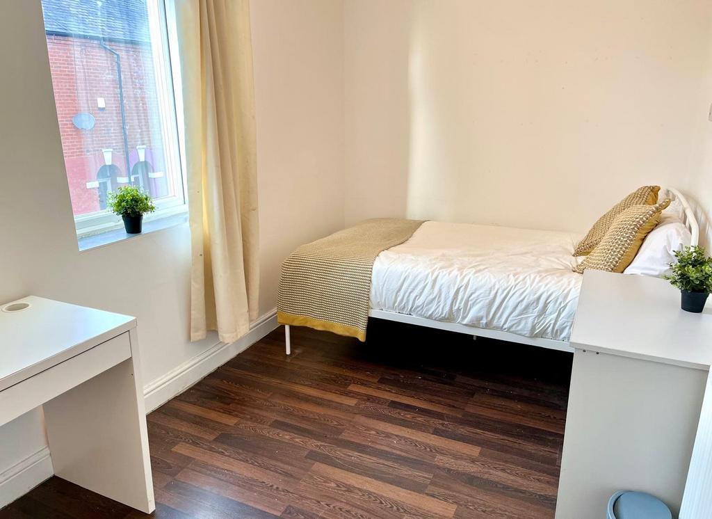 Bed 4b