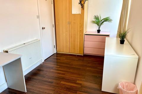 6 bedroom house share to rent, Fleeson Street, Manchester,