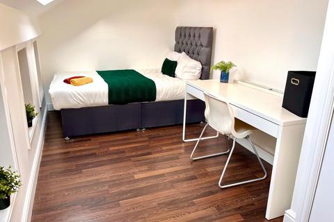 6 bedroom house share to rent, Fleeson Street, Manchester,