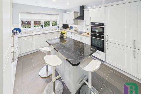 4 bedroom detached house for sale, Greenfield Road, Westoning MK45