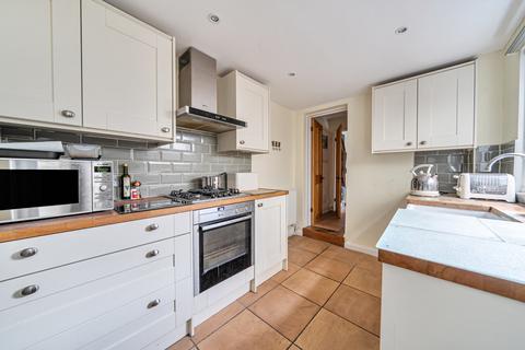 3 bedroom terraced house for sale, New Road, Weybridge, KT13