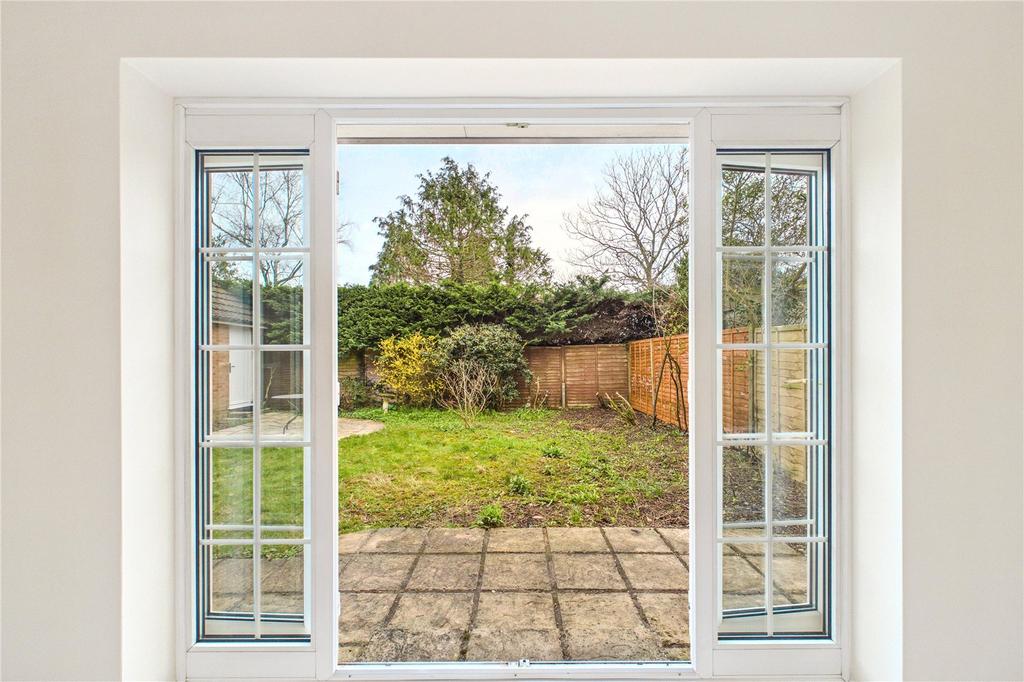 Doors-Onto-Garden