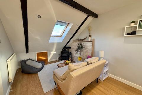 Studio for sale, Wilkes Road, Hutton, Brentwood