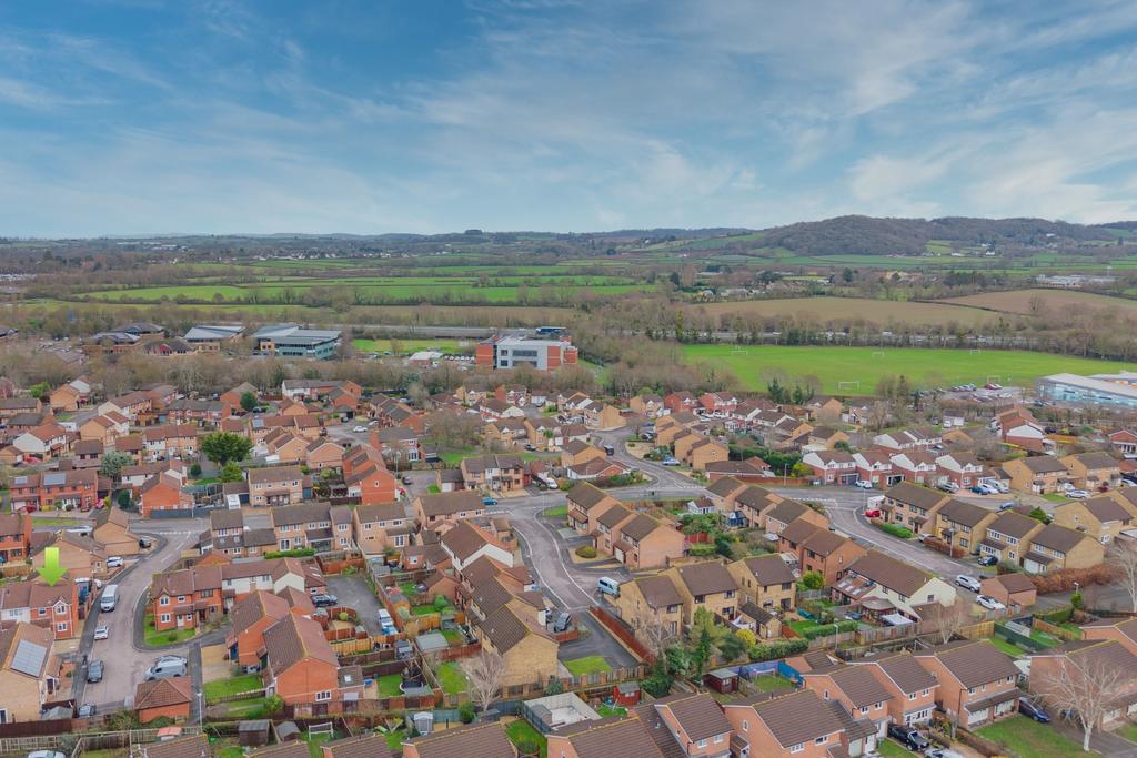 Ewemove Taunton Lynor Close (111)