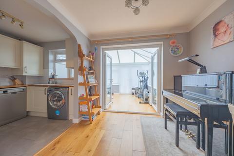 undefined, 6 Lynor Close, Taunton